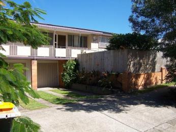 View profile: One bedroom flat in convenient location